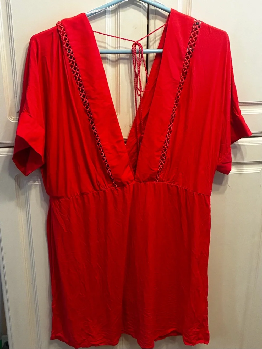Venus Woman’s Red Deep V Short Sleeve Coverup with Lace Trim, Size: L